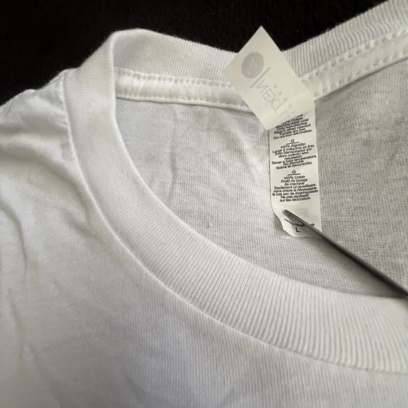 Book of Love Lullaby Official Iconic Logo T-shirt NWOT Purchased at Concert Rare - Picture 4 of 13